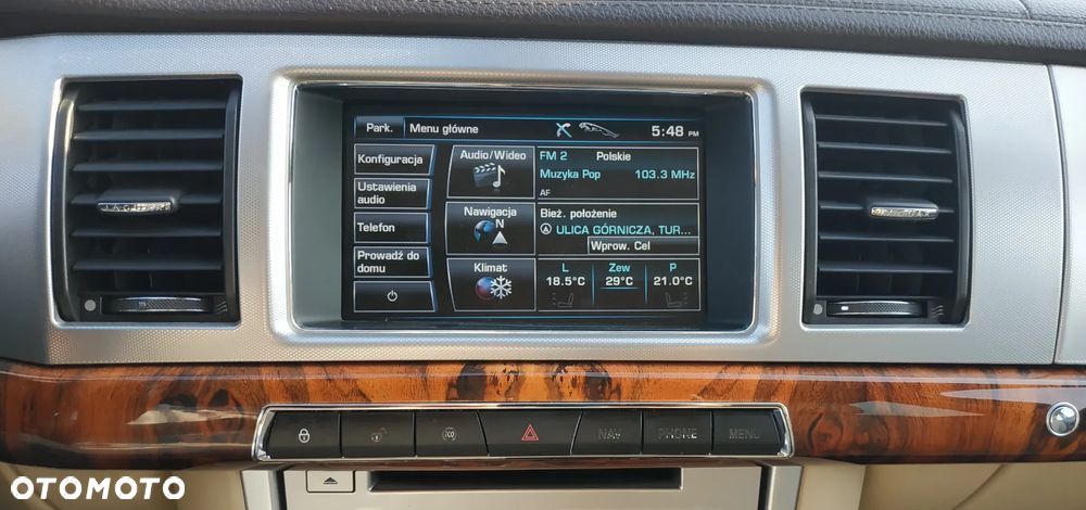 Jaguar XF 3.0 V6 D Premium Luxury - 14