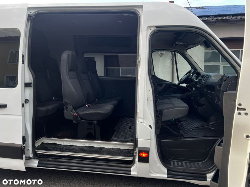 Opel Movano Max 9 osobowy - 33