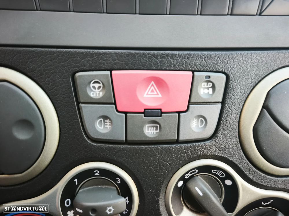 Fiat Panda 1.3 16V M-jet 4x4 Cross 280 - 8