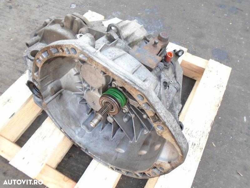 Cutie viteza Opel Vivaro/Renault Trafic 2.0 D; Cod PF6024 - 5