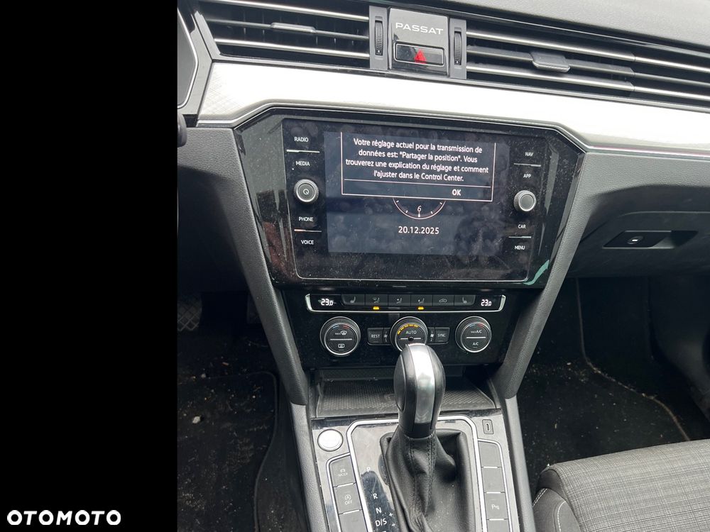 Volkswagen Passat 1.6 TDI SCR DSG Business - 6