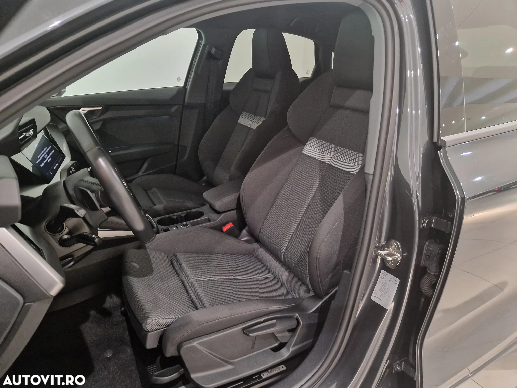 Audi A3 1.0 30 TFSI MHEV S tronic Advanced - 11