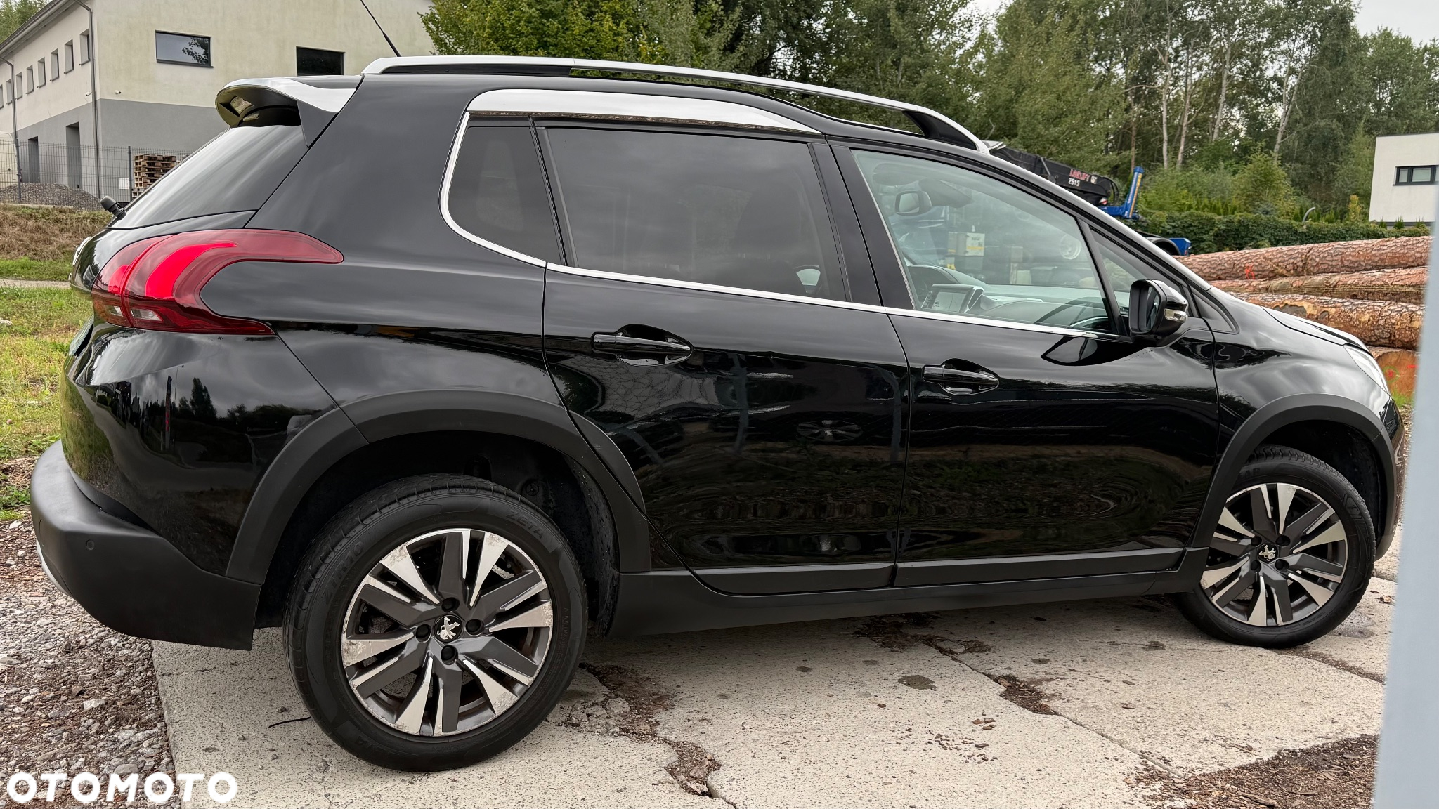 Peugeot 2008 1.6 BlueHDi Allure - 14