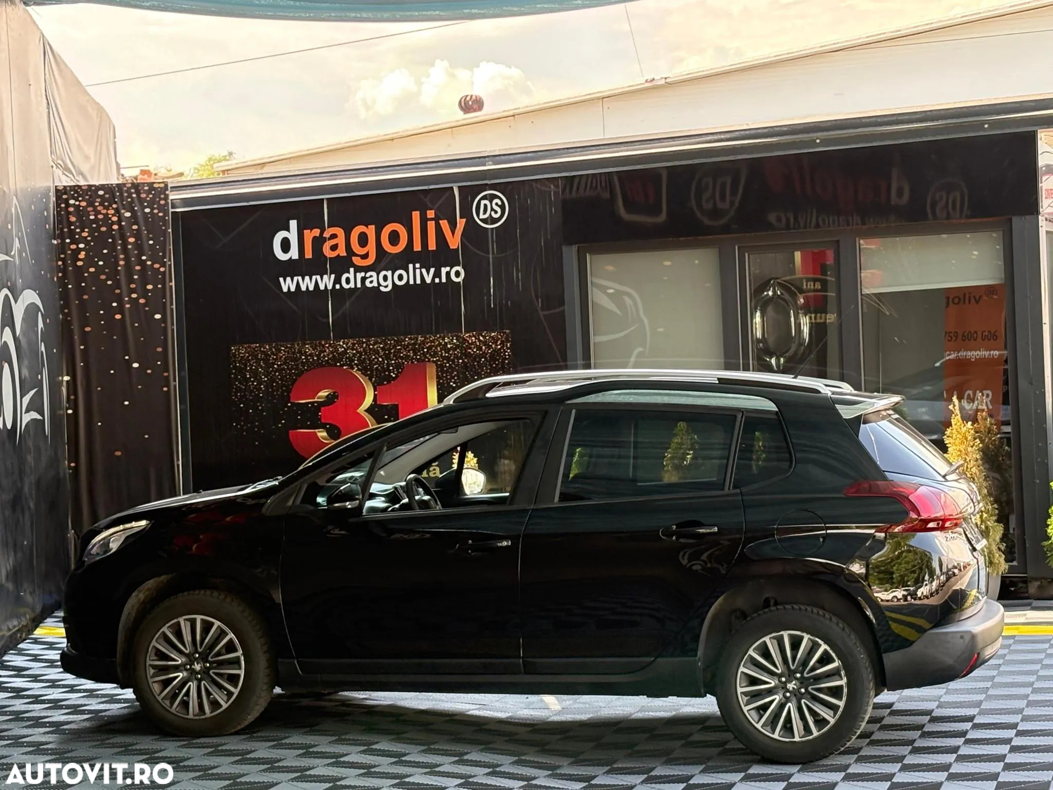 Peugeot 2008 - 4