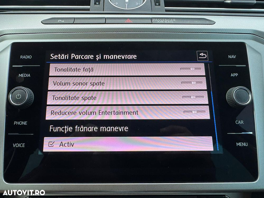 Volkswagen Passat 2.0 TDI SCR 4Motion DSG Comfortline - 26
