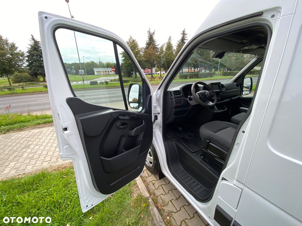 Renault MASTER 2,3 DCI 136 KM L2H2 ŚREDNIAK serwis ASO Renault - 29
