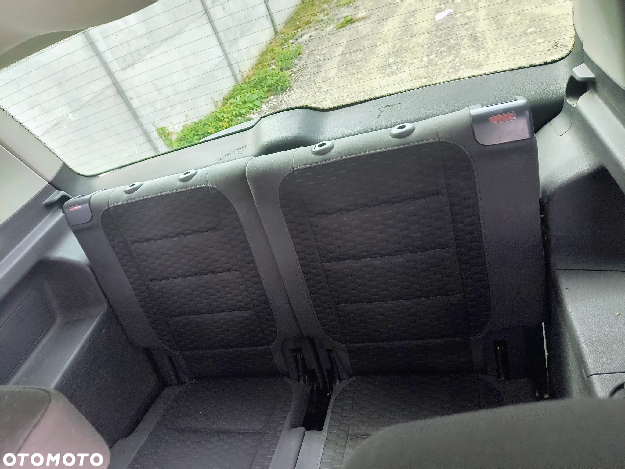 Volkswagen Touran 1.6 TDI DPF BlueMot Comfortline - 6