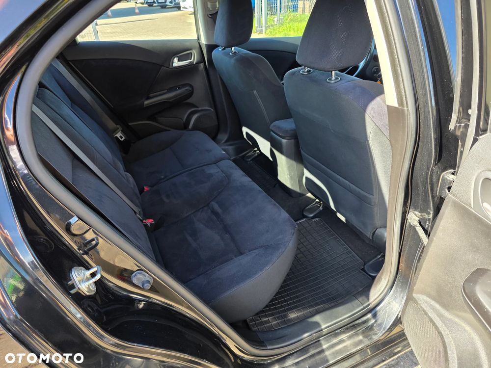 Honda Civic 1.4 i-VTEC Comfort - 24