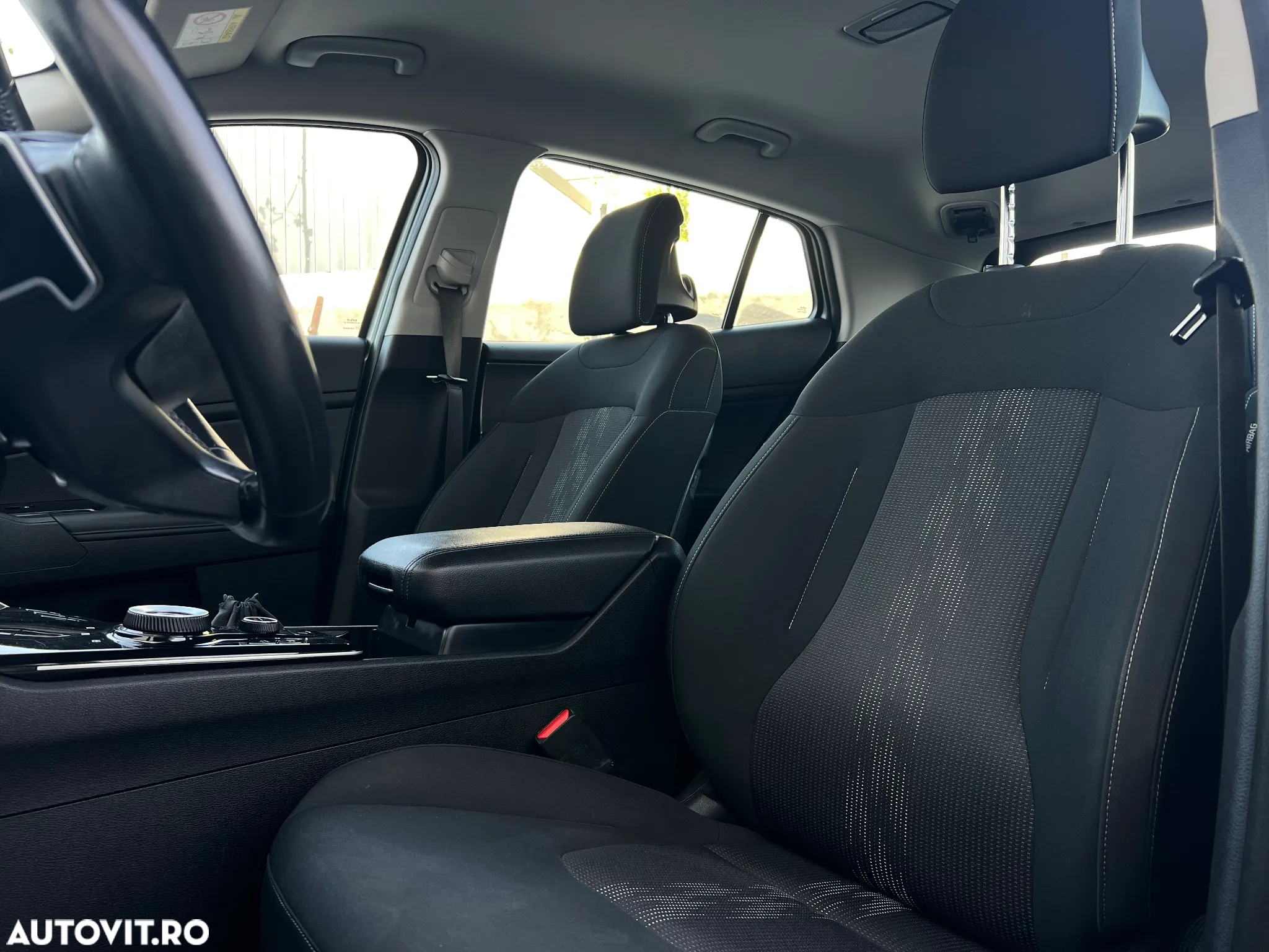 Kia Sportage 1.6 T-GDI AWD Plug-in Hybrid Basis - 6