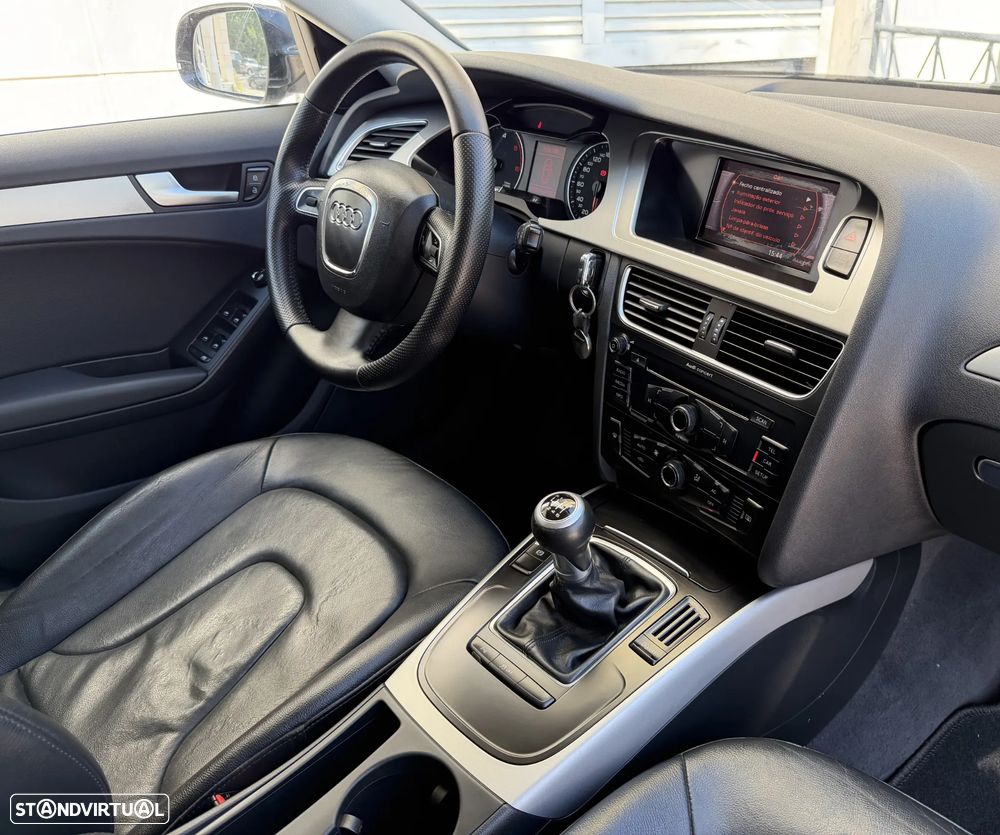Audi A4 Avant 2.0 TDI Business Line Plus - 22