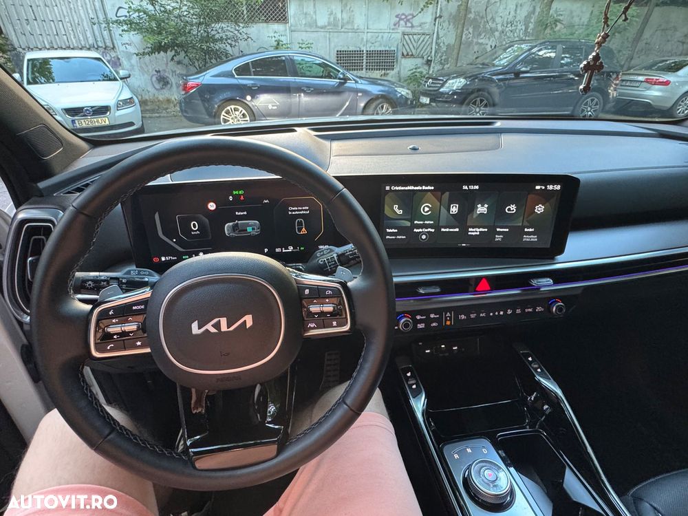 Kia Sorento 1.6 T-GDI HEV 6AT 4x4 7P Premium+ - 12