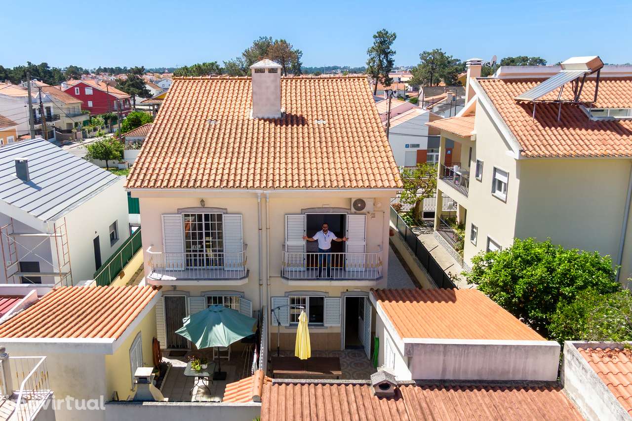 Moradia T2+2, Quinta do Conde - Grande imagem: 3/31