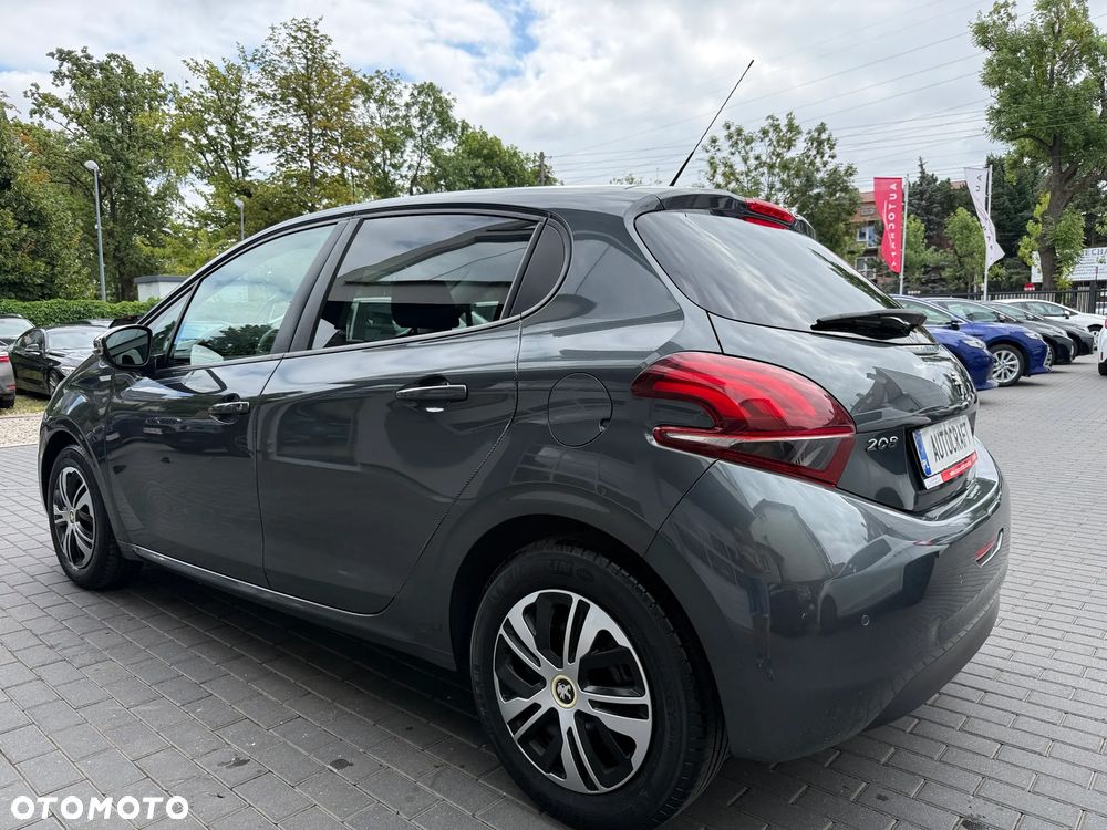 Peugeot 208 1.2 PureTech Style - 27