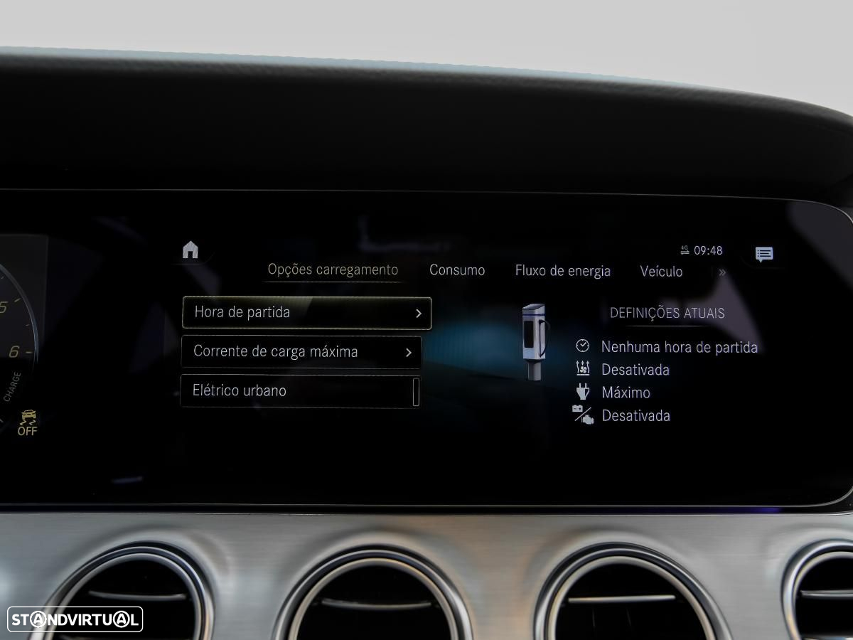 Mercedes-Benz E 300 de 4Matic T 9G-TRONIC AMG Line - 14