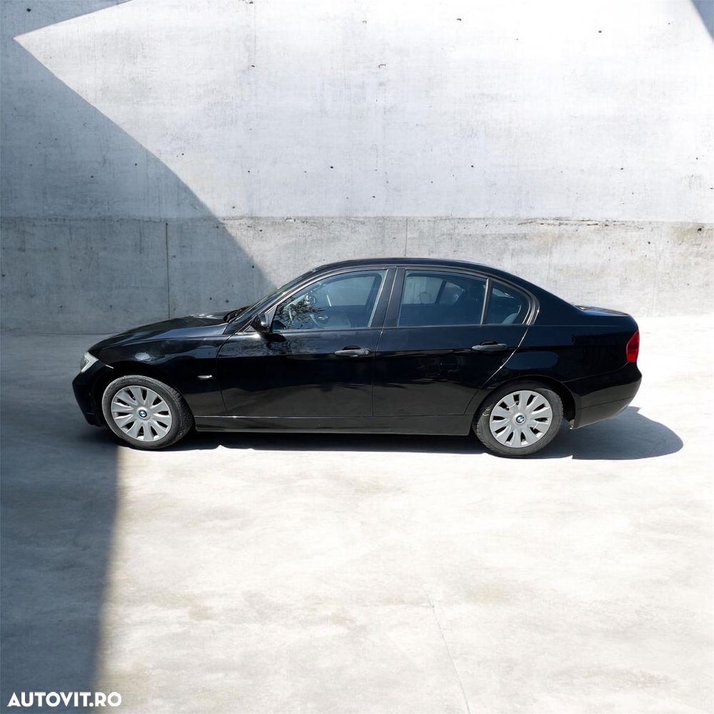 BMW Seria 3 318d - 2