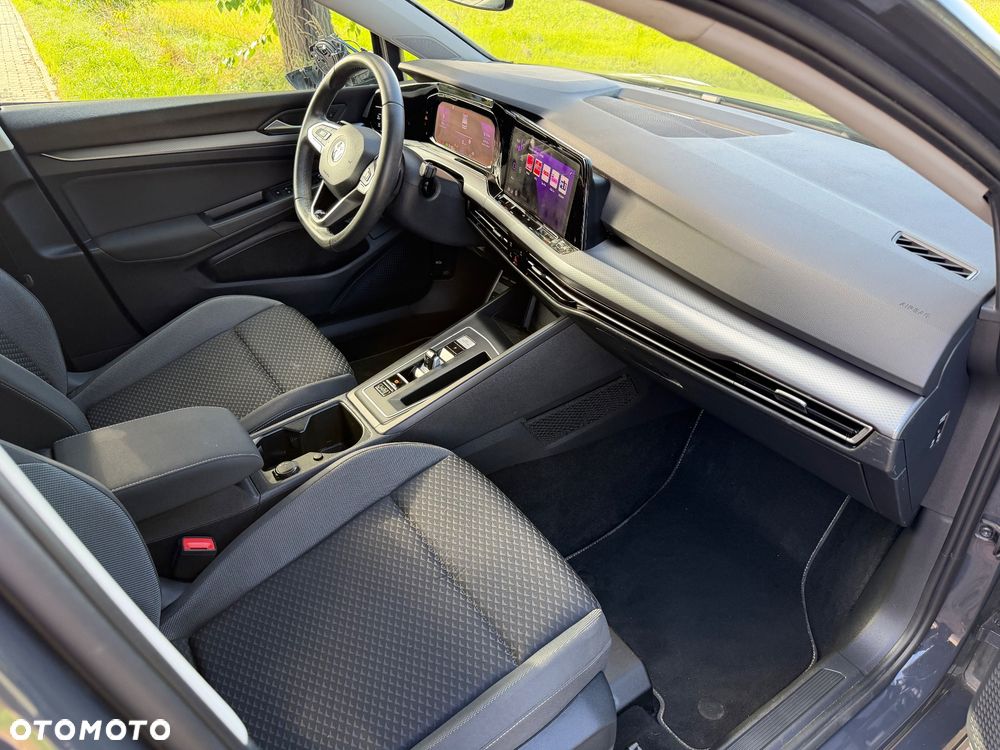 Volkswagen Golf 1.5 eTSI OPF DSG Active - 9