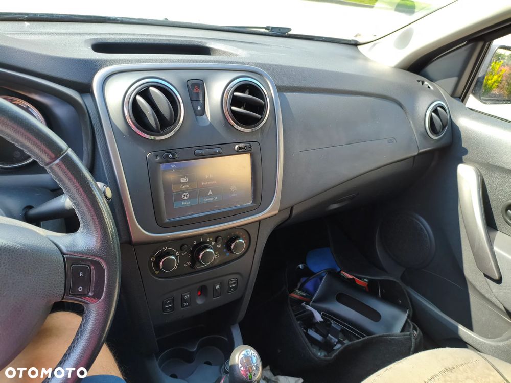 Dacia Logan 0.9 TCE Laureate - 5