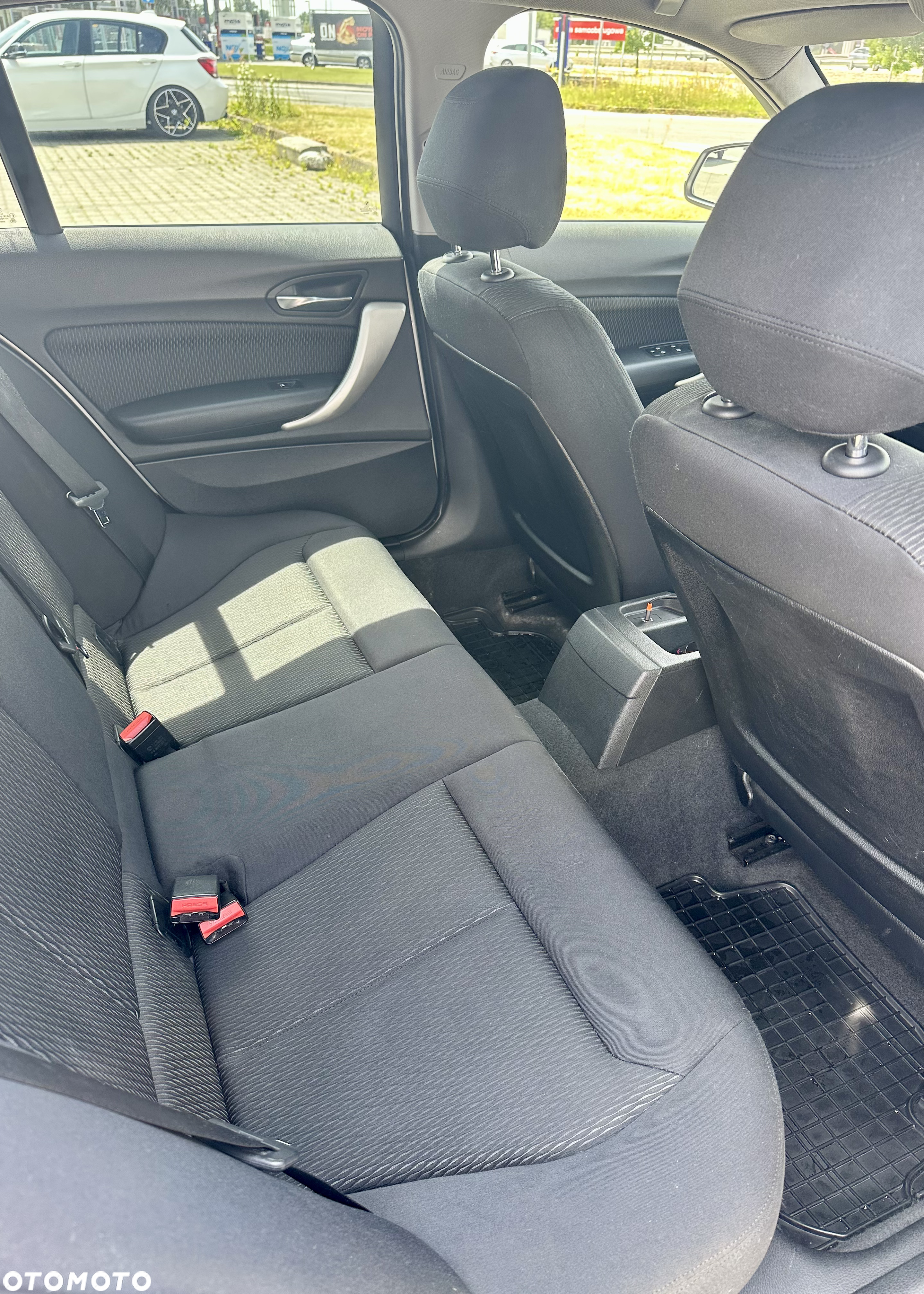 BMW Seria 1 116d - 9