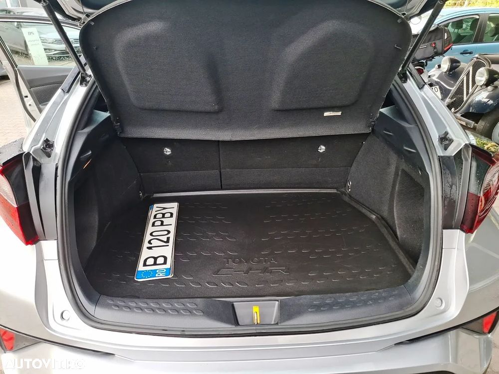 Toyota C-HR 1.8 HSD 122 CP 4x2 CVT Core - 10