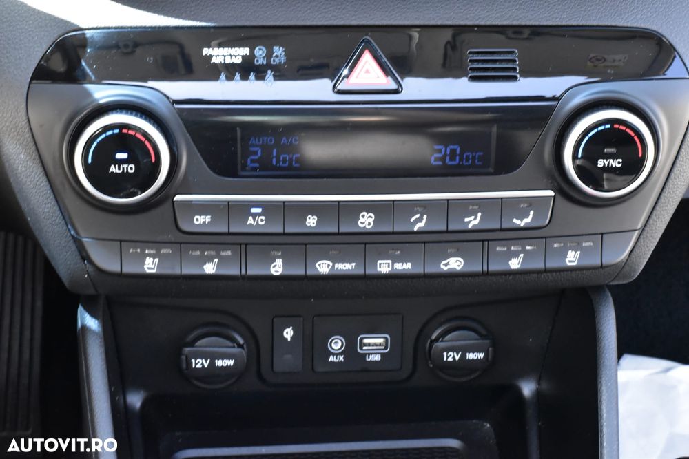 Hyundai Tucson blue 1.6 CRDi 2WD DCT Premium - 36