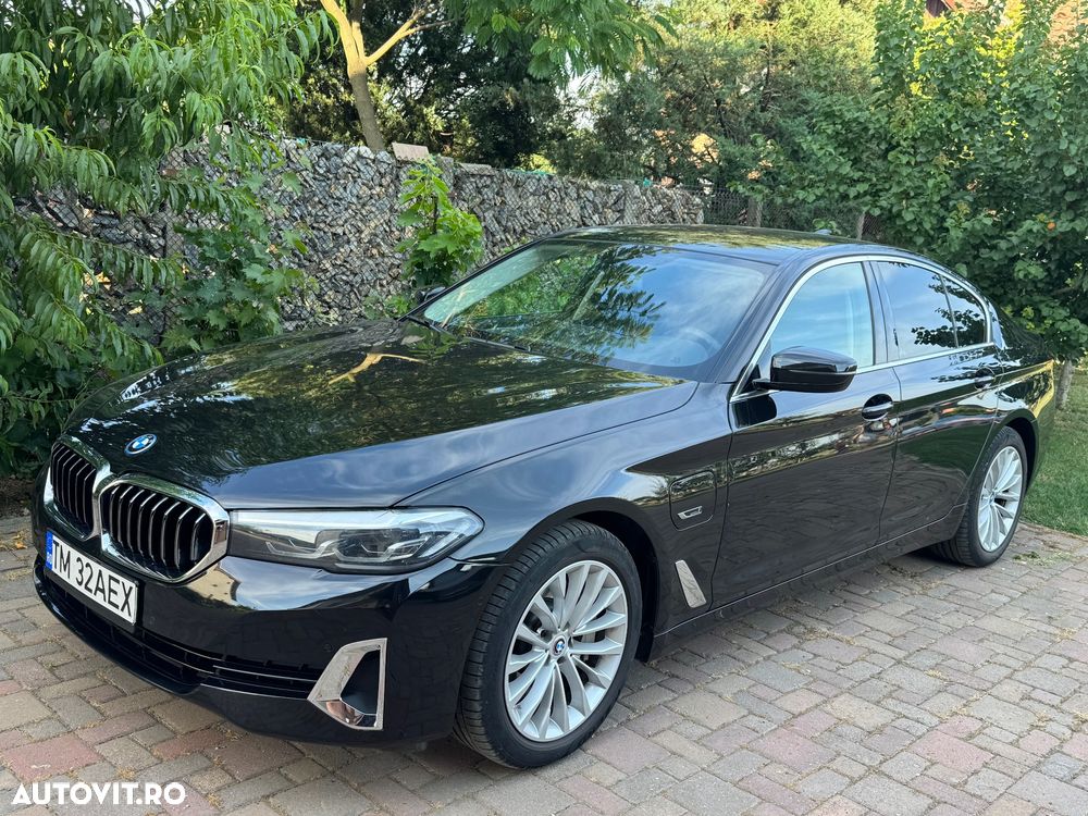 BMW Seria 5 520e Aut. - 3
