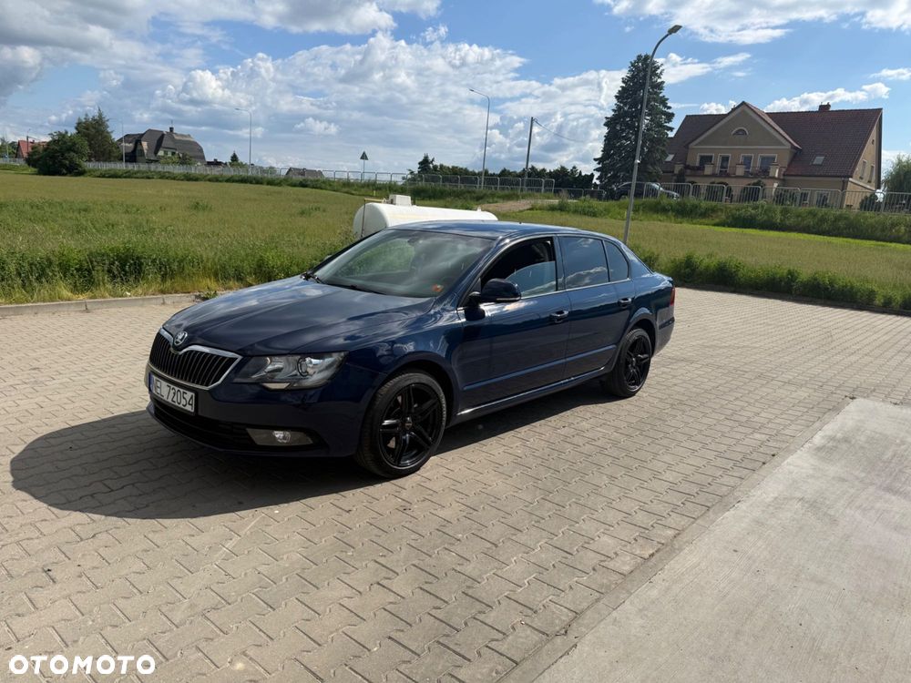 Skoda Superb - 1