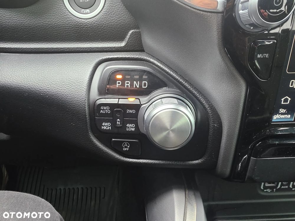 RAM 1500 - 18