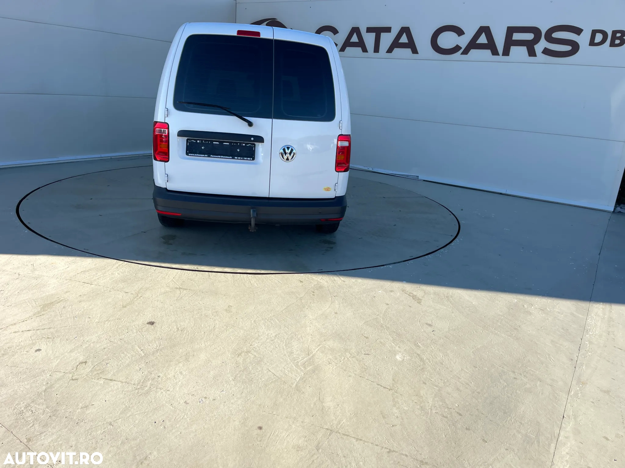 Volkswagen Caddy Maxi 2.0TDI - 12