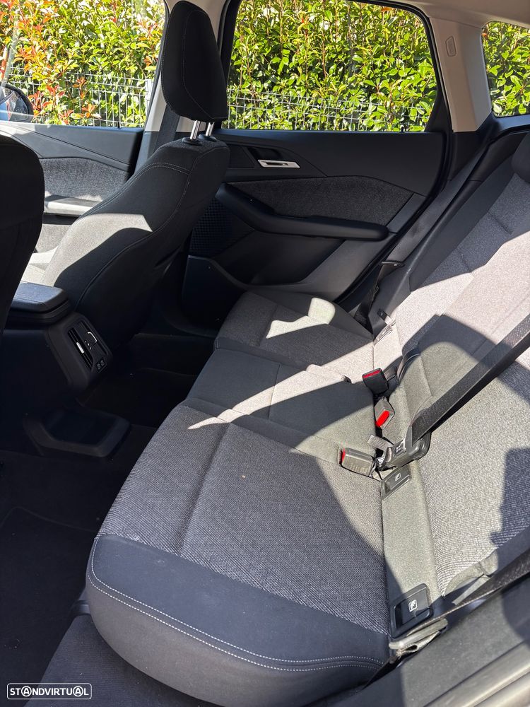 BMW 218 Active Tourer — fotografia 13