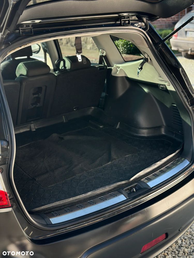 Nissan Qashqai+2 2.0 acenta - 9