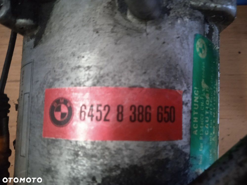 Sprężarka Klimatyzacji BMW E39 64528386650 - 2