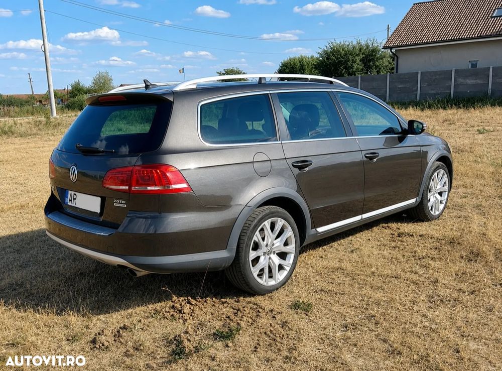 Volkswagen Passat Alltrack 2.0 TDI 4Motion BMT - 2