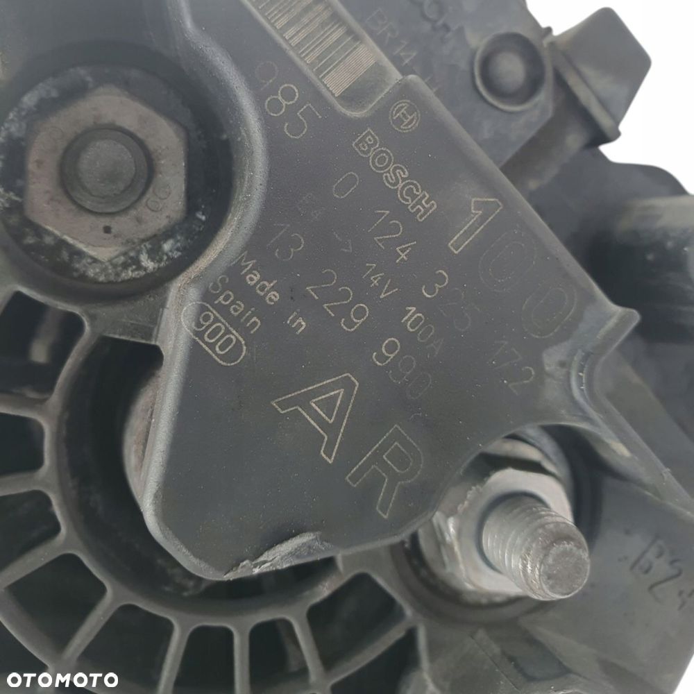 ALTERNATOR Opel Zafira B Vectra C Signum 1.9 CDTI 0124325172 13229990 AR - 2