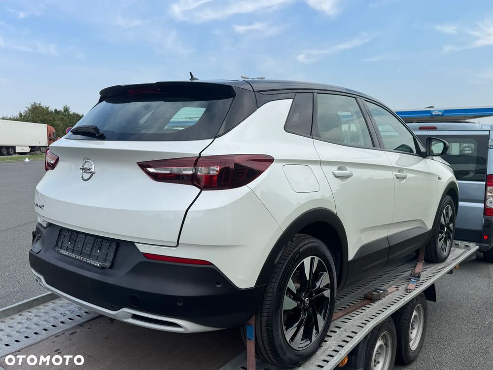 Opel Grandland X 1.6 Start/Stop Automatik Business INNOVATION - 32