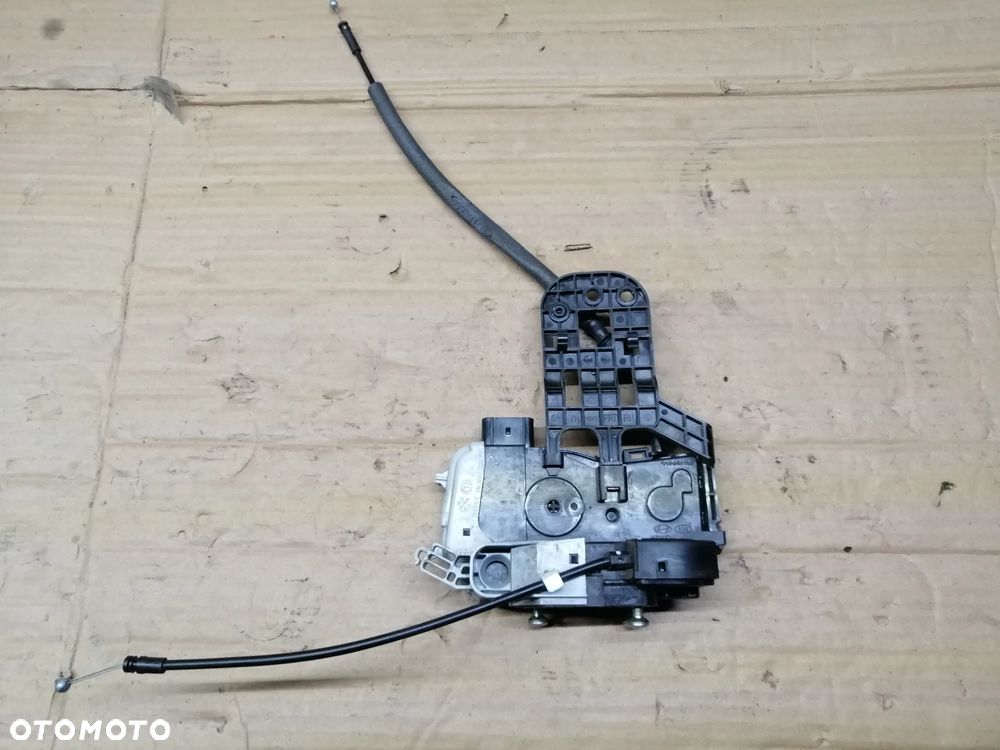 Kia Venga zamki drzwi komplet lewy przód 6 Pin pozostałe 4 Pin EU - 19