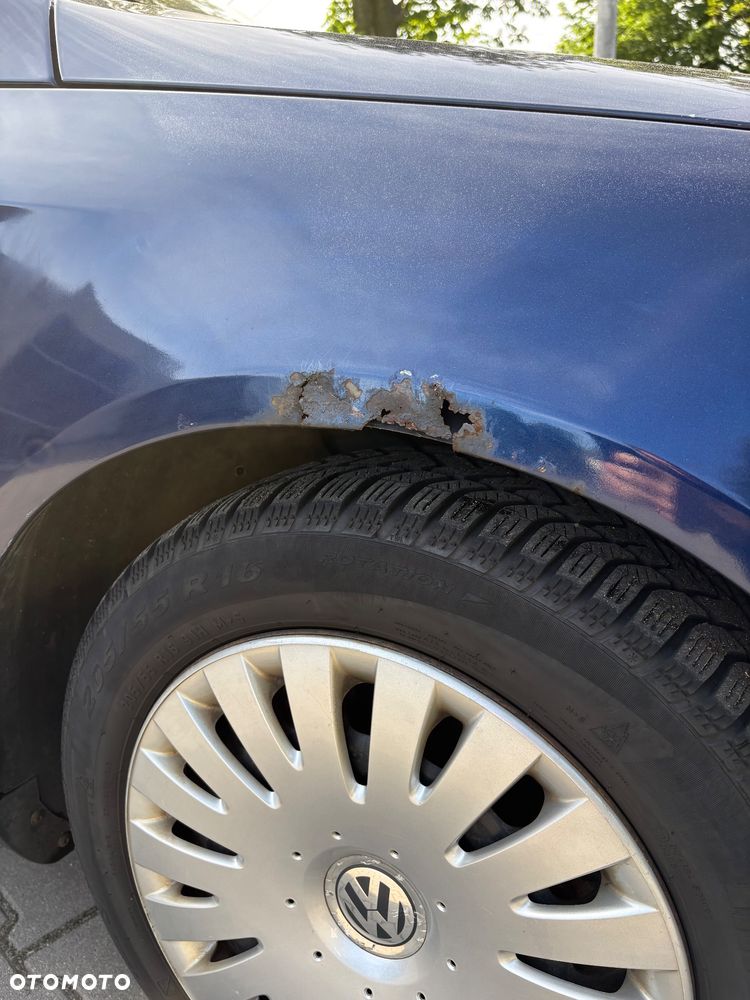 Volkswagen Passat 2.0 TDI DPF Sportline - 17