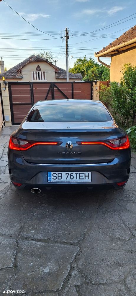Renault Megane TCe Zen - 2