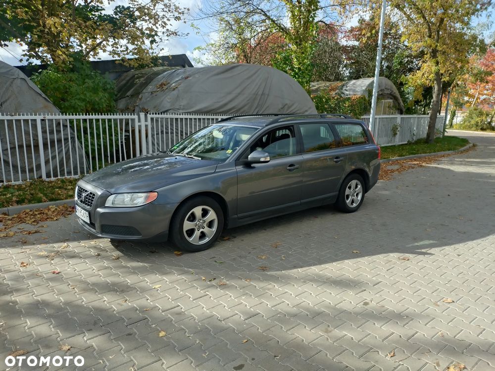 Volvo V70 2.0D Momentum - 19