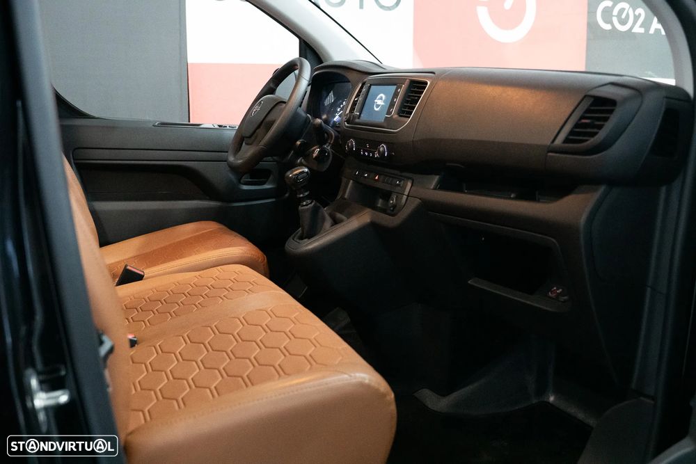 Opel Vivaro 1.5 CDTi L2H1 Essentia Inc - 13