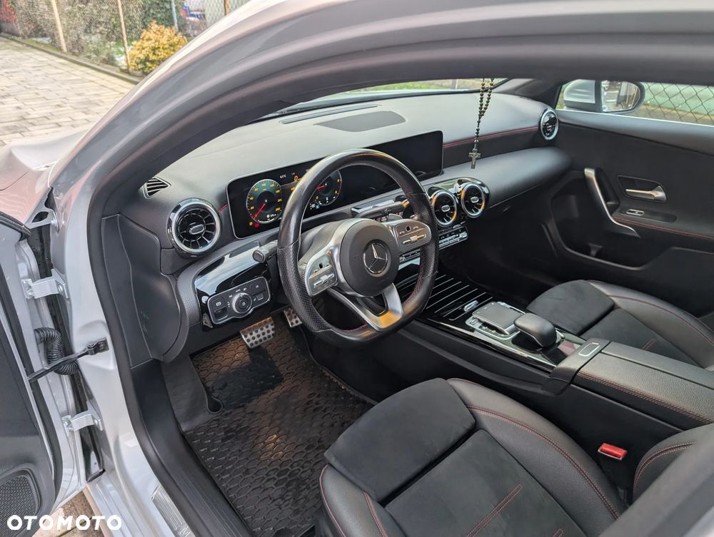 Mercedes-Benz Klasa A 180 d 7G-DCT - 16