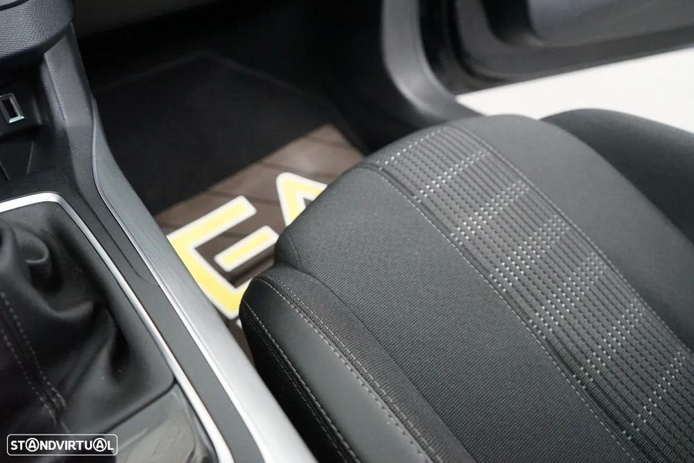 Peugeot 308 1.2 PureTech Allure Pack - 31