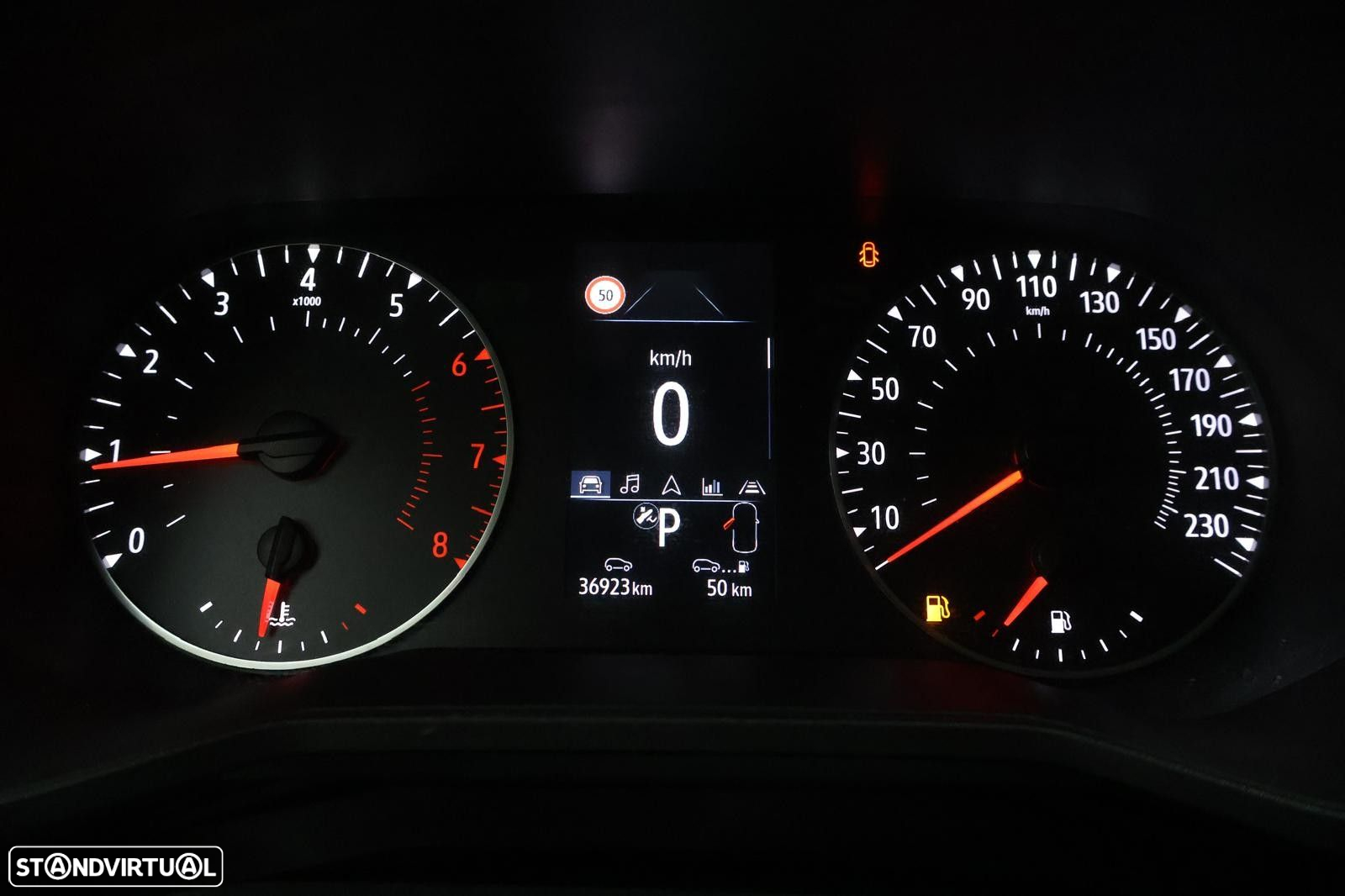 Renault Clio 1.0 TCe Limited CVT - 19