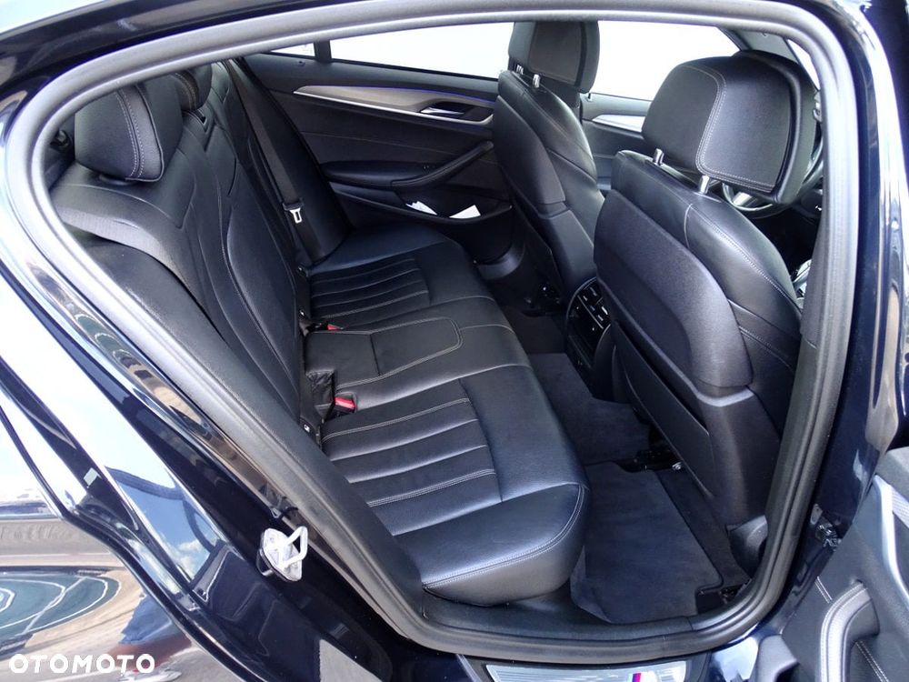 BMW Seria 5 520d Luxury Line - 6