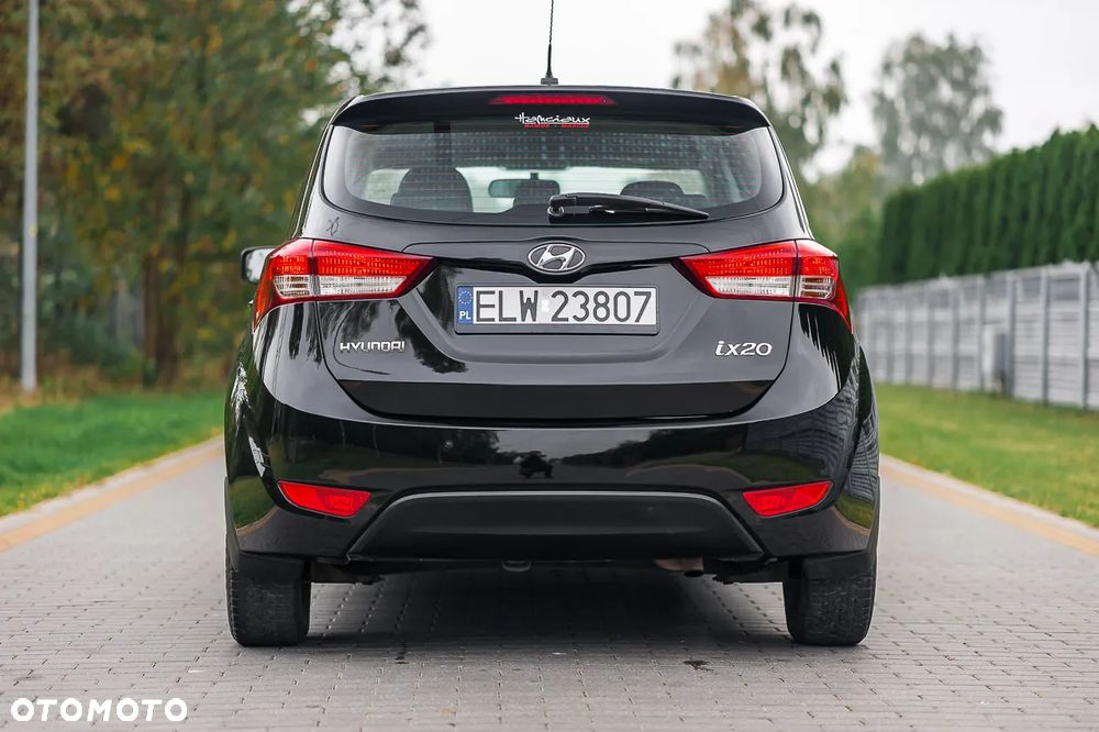 Hyundai ix20 1.4 blue Comfort - 21