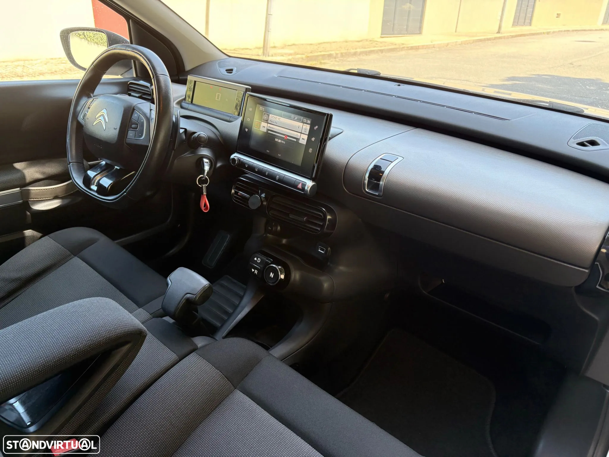 Citroën C4 Cactus 1.6 e-HDi Shine ETG6 - 11