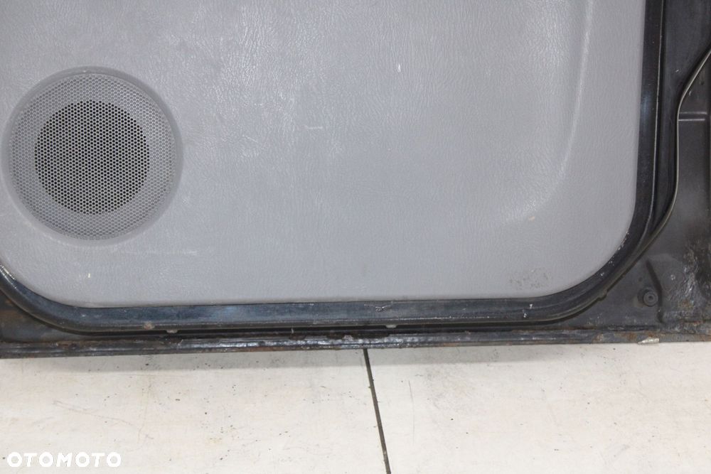 DRZWI PRAWE TYLNE PRAWY TYŁ FORD RANGER II 2006R- 16W - KOD LAKIERU - 4