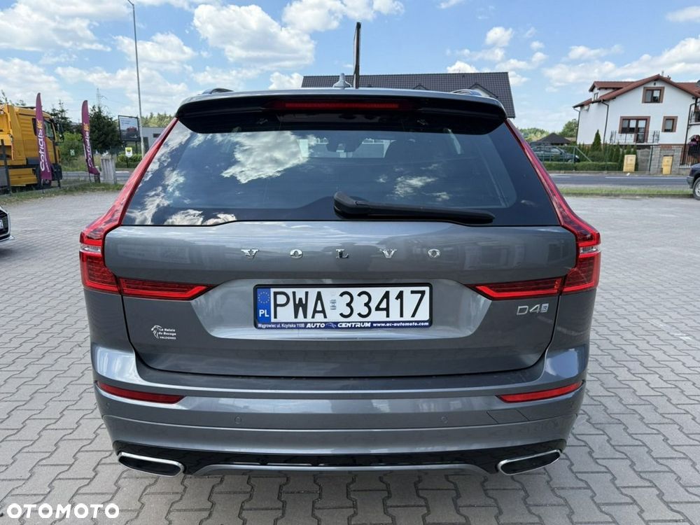 Volvo XC 60 D4 R-Design - 8
