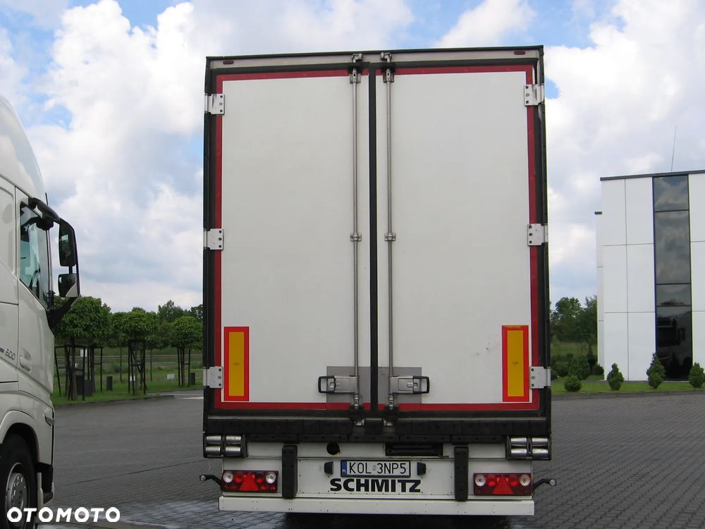 Schmitz Cargobull SKO 24 - 4