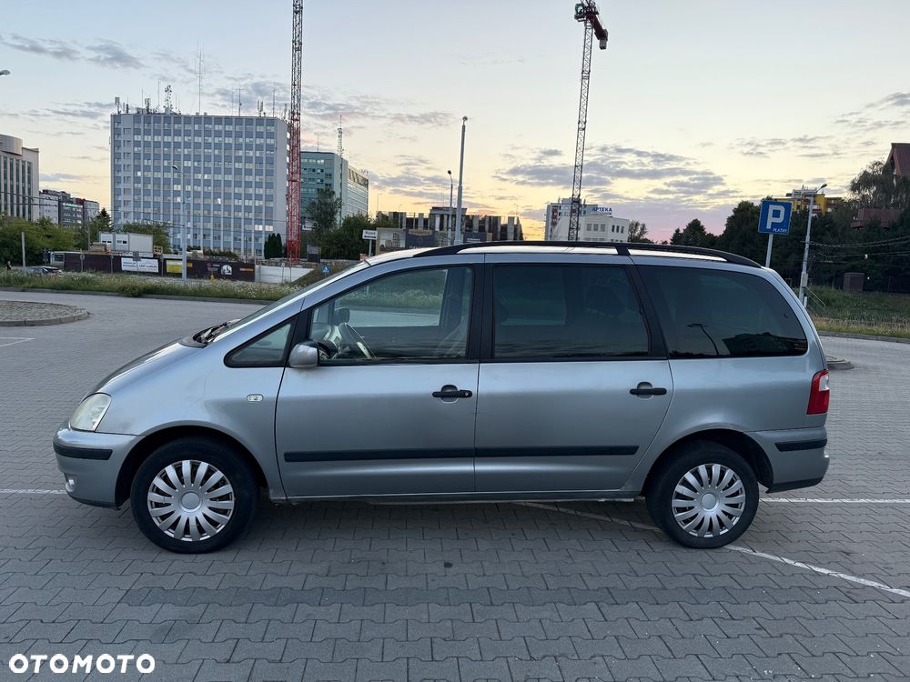 Ford Galaxy 1.9 TDI Trend - 4