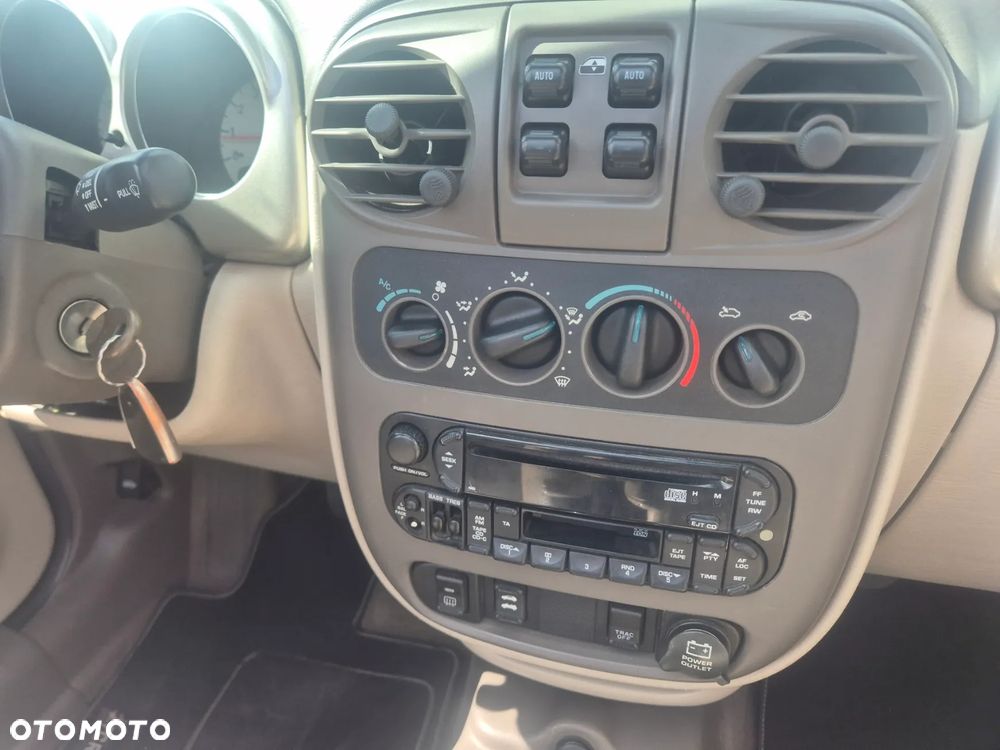 Chrysler PT Cruiser - 24